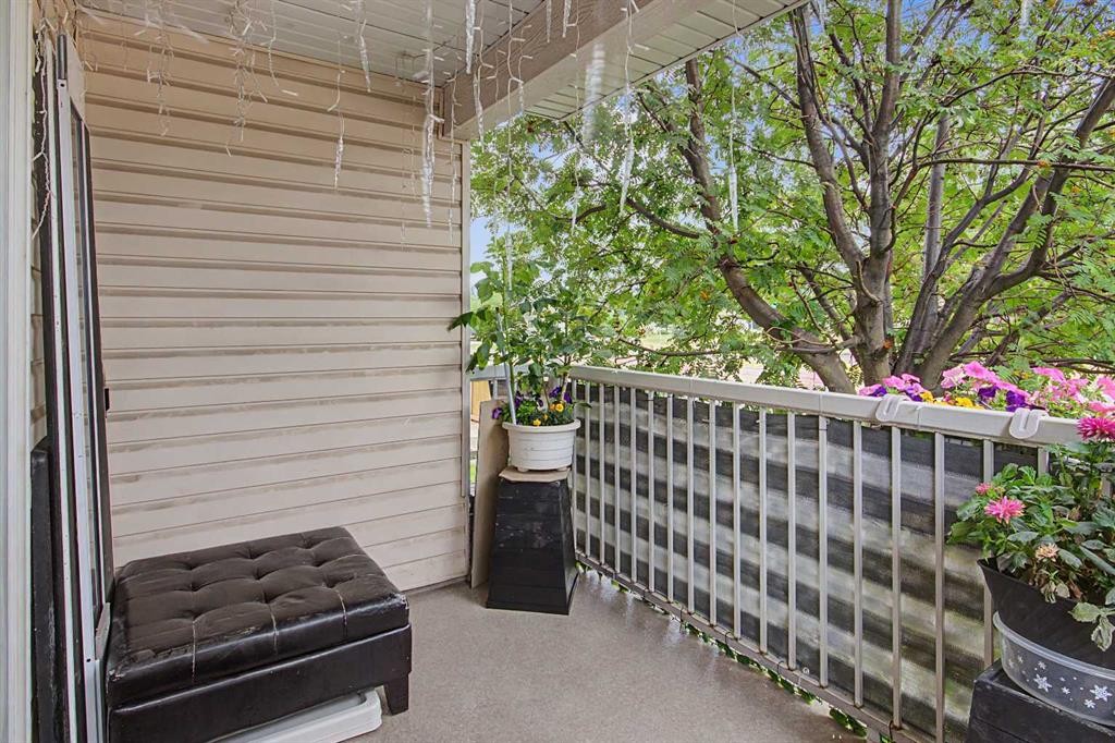101-7724 Bowness Road Nw, Calgary, AB - Outdoor With Exterior