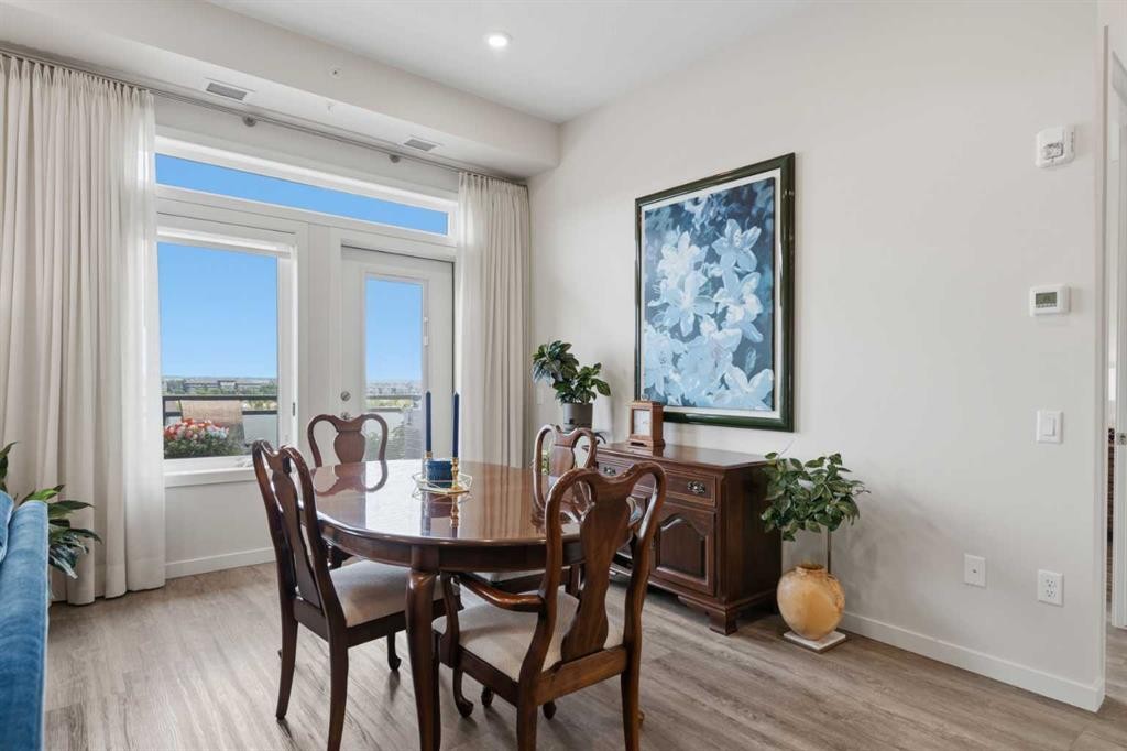 508-24 Mahogany Path Se, Calgary, AB - Indoor Photo Showing Dining Room