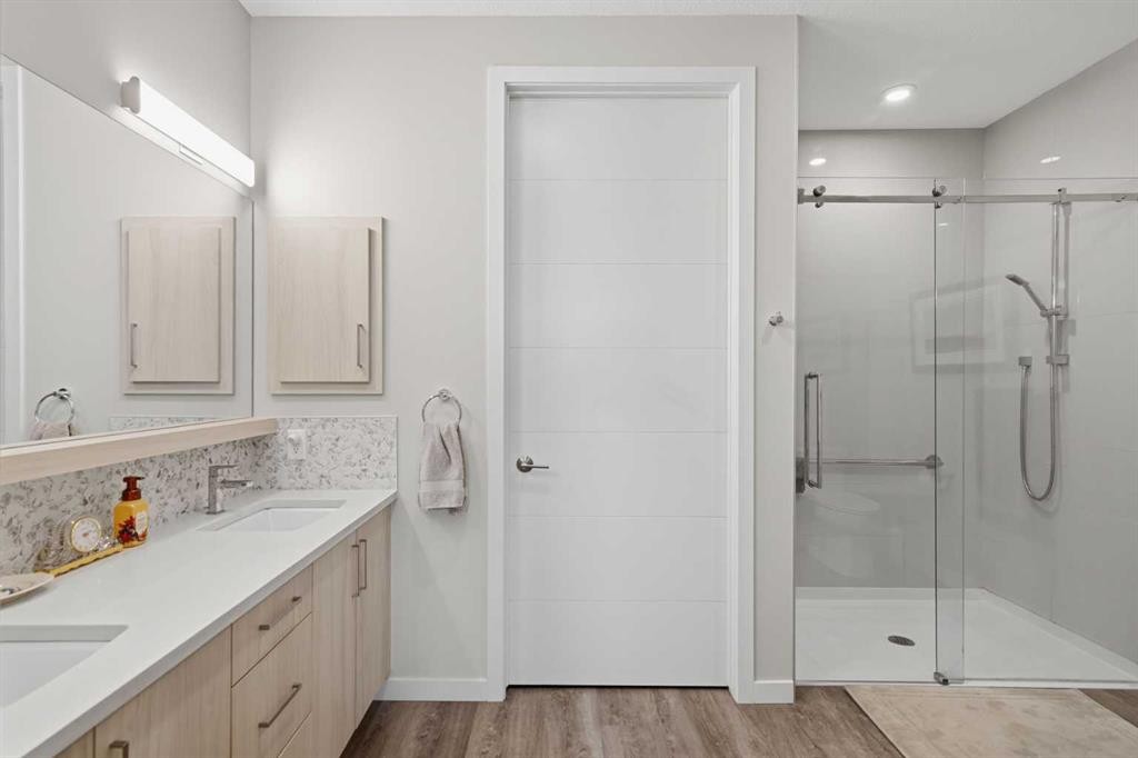 508-24 Mahogany Path Se, Calgary, AB - Indoor Photo Showing Bathroom
