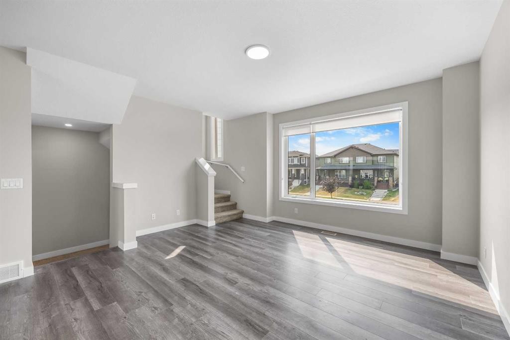 615 Evanston Link Nw, Calgary, AB - Indoor