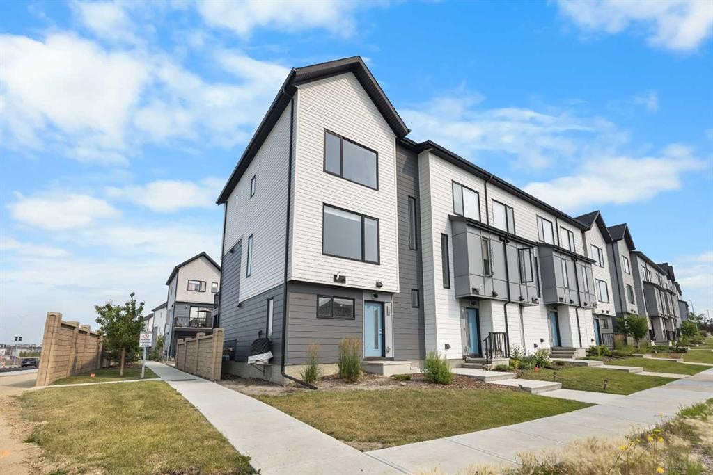 615 Evanston Link Nw, Calgary, AB - Outdoor