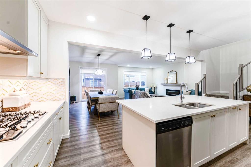 156 Savanna Drive Ne, Calgary, AB - Indoor Photo Showing Kitchen With Double Sink With Upgraded Kitchen