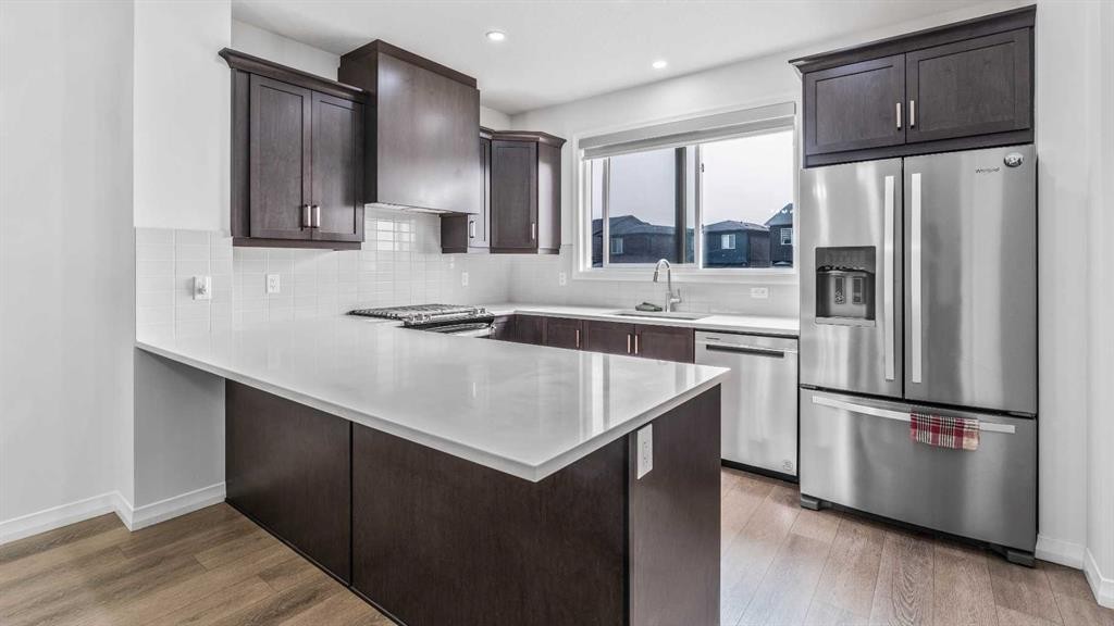 87 Corner Meadows Grove Ne, Calgary, AB - Indoor Photo Showing Kitchen With Upgraded Kitchen