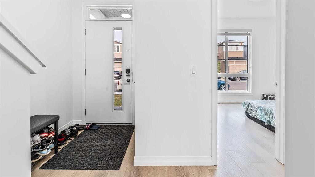 87 Corner Meadows Grove Ne, Calgary, AB - Indoor Photo Showing Other Room