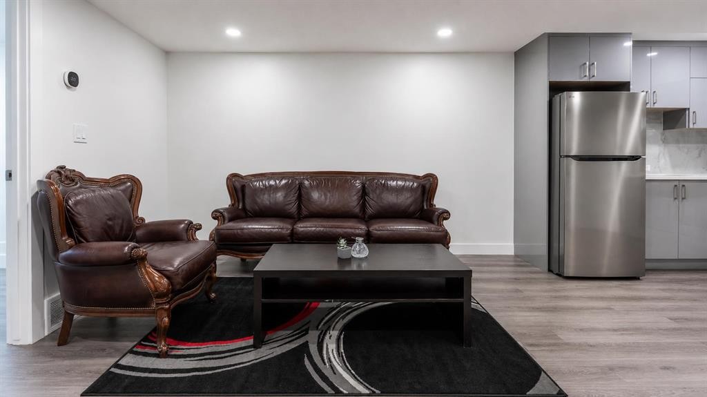 87 Corner Meadows Grove Ne, Calgary, AB - Indoor
