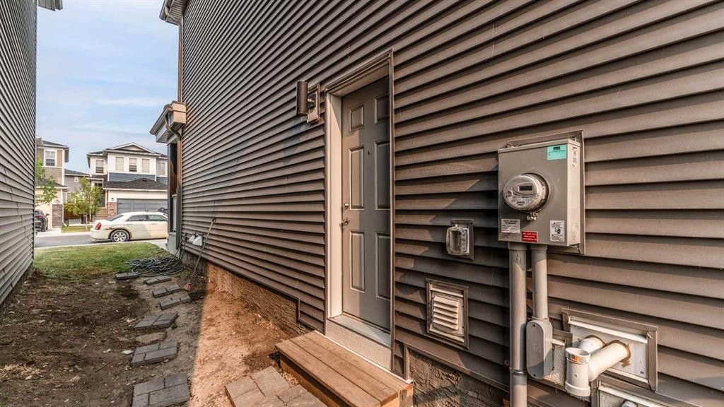 87 Corner Meadows Grove Ne, Calgary, AB - Outdoor