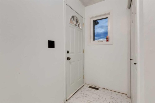 14100 84 Street Se, Calgary, AB 