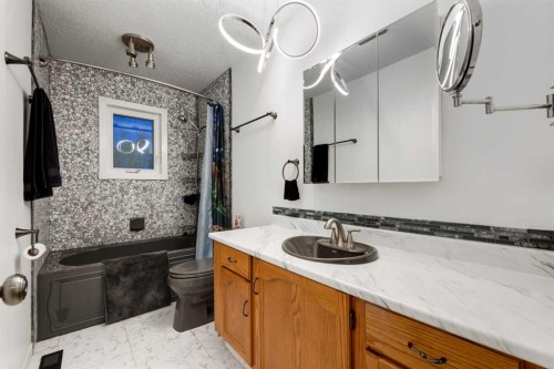 14100 84 Street Se, Calgary, AB 