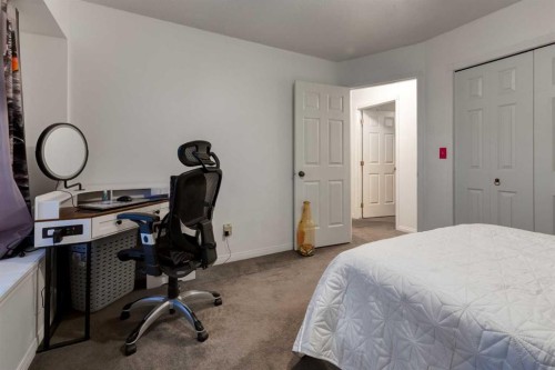 14100 84 Street Se, Calgary, AB 