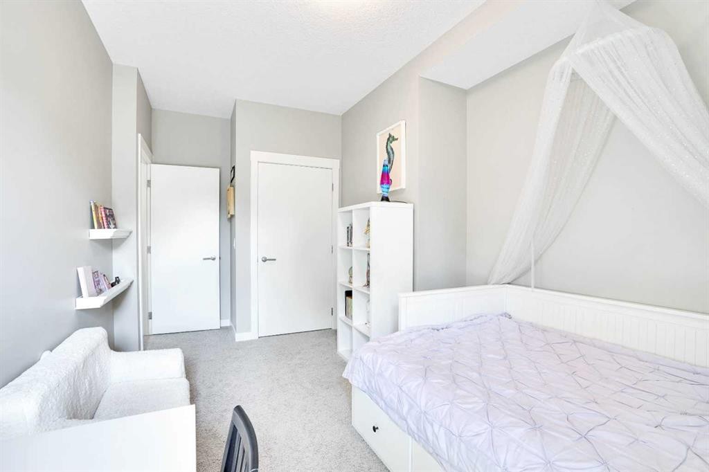 235 11 Avenue Ne, Calgary, AB