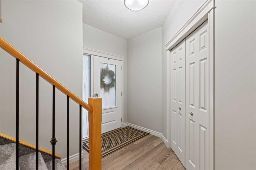 126 Chapman Close Se, Calgary, AB - Indoor Photo Showing Other Room