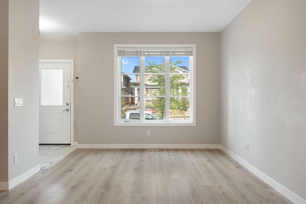 125 Corner Meadows Gate Ne, Calgary, AB - Indoor Photo Showing Other Room