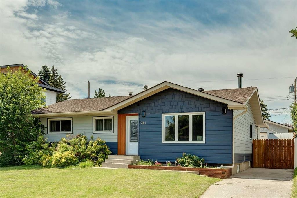 241 Allan Crescent Se, Calgary, AB - Outdoor