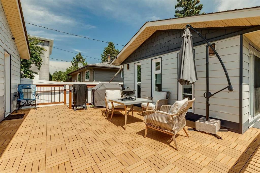 241 Allan Crescent Se, Calgary, AB - Outdoor With Deck Patio Veranda With Exterior