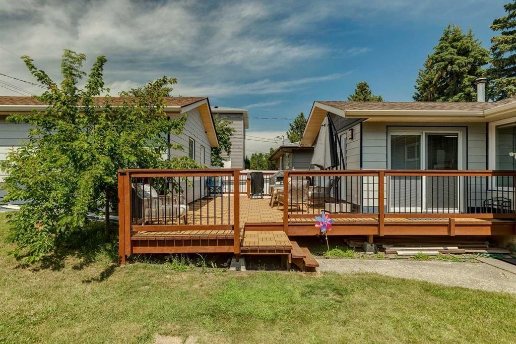 241 Allan Crescent Se, Calgary, AB - Outdoor With Deck Patio Veranda