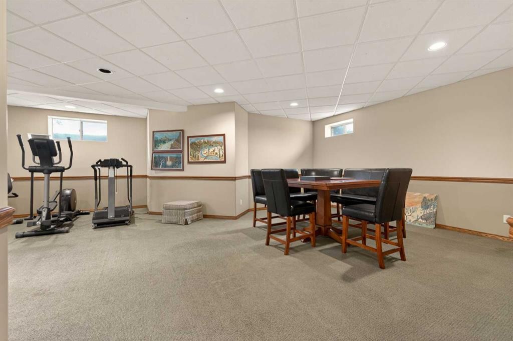 148 Sierra Madre Crescent Sw, Calgary, AB - Indoor Photo Showing Gym Room