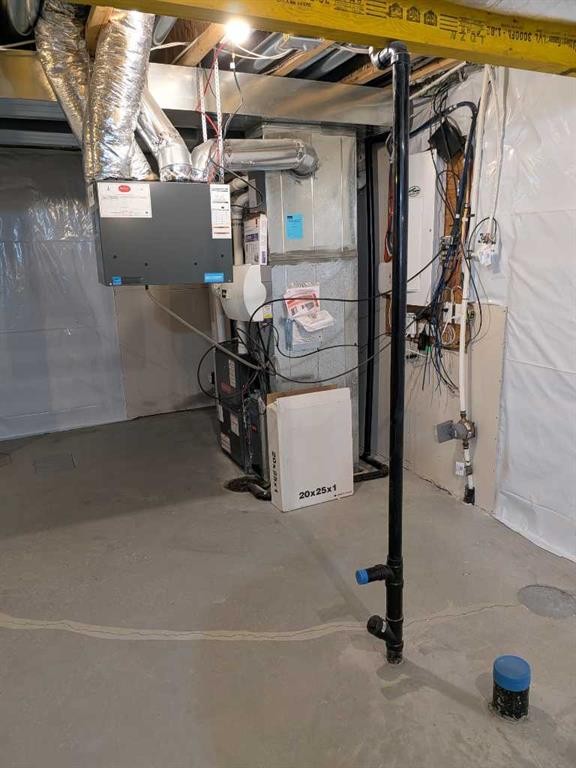 75 Legacy Glen Row Se, Calgary, AB - Indoor Photo Showing Basement