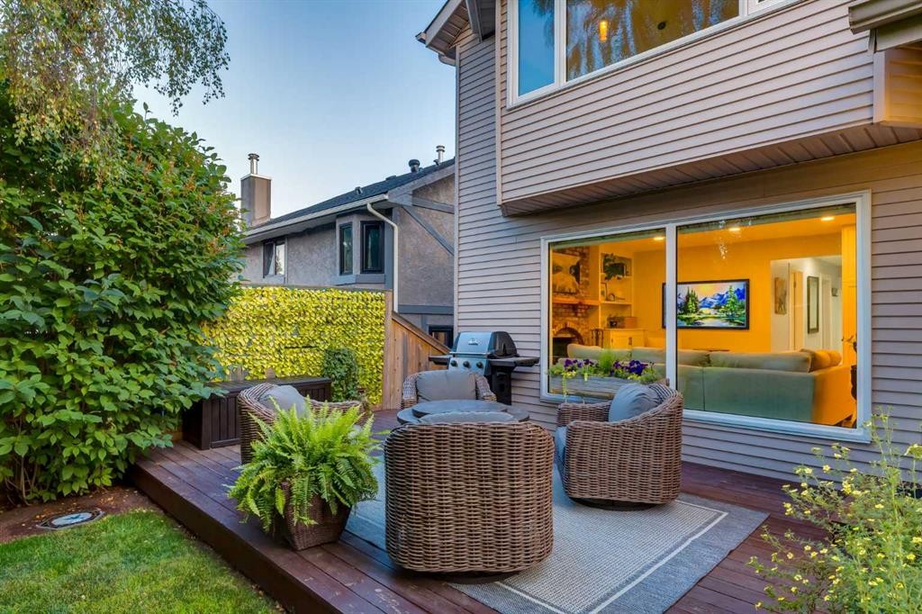 775 Strathcona Drive Sw, Calgary, AB - Outdoor With Deck Patio Veranda With Exterior