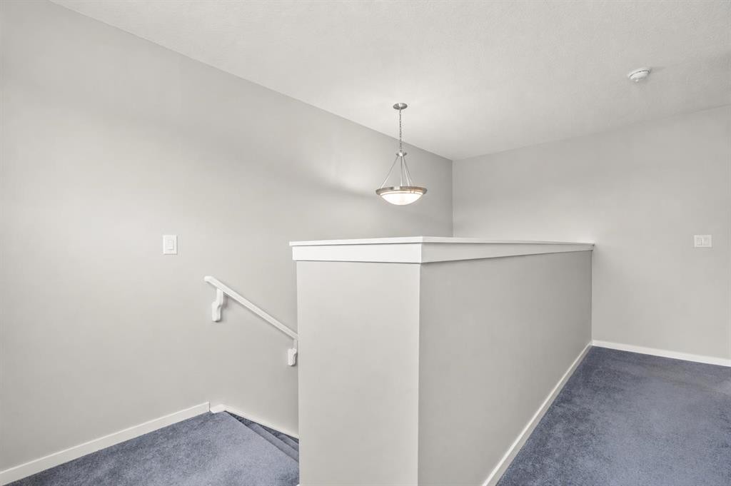 260 Carringham Way Nw, Calgary, AB - Indoor
