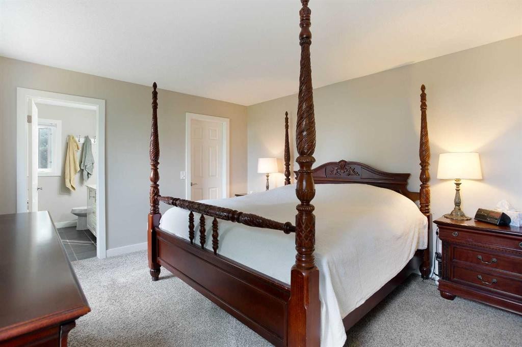 24 Sun Harbour Place Se, Calgary, AB - Indoor Photo Showing Bedroom