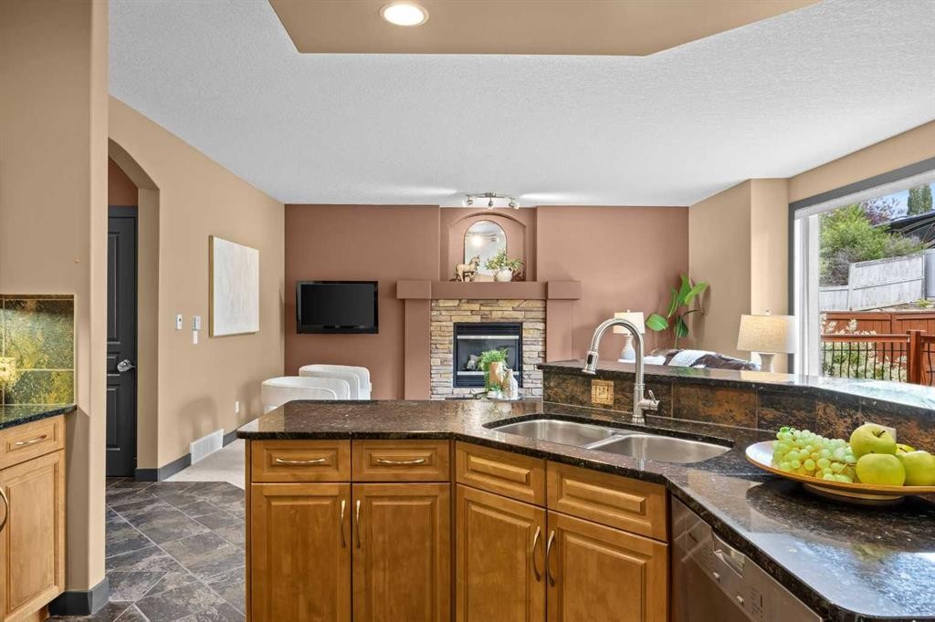 139 Tuscany Ridge Close Nw, Calgary, AB