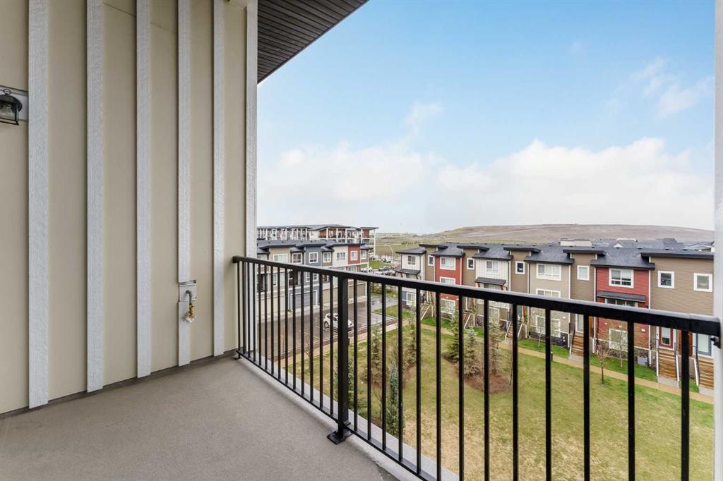 410-35 Walgrove Walk Se, Calgary, AB - Outdoor With Balcony With Exterior