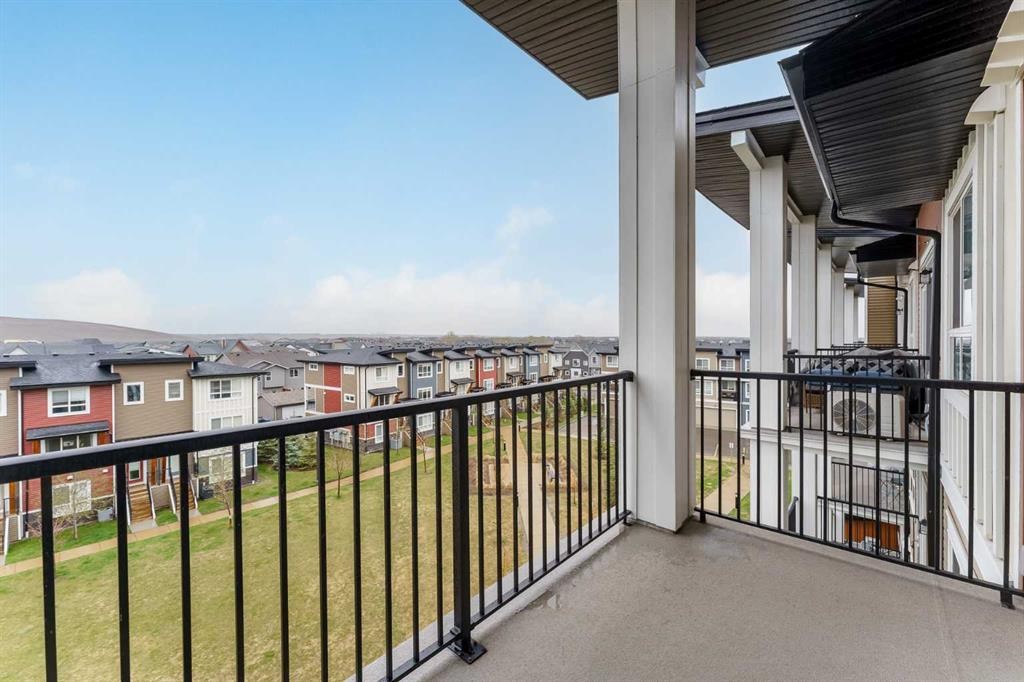 410-35 Walgrove Walk Se, Calgary, AB - Outdoor With Balcony With Exterior
