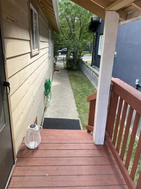 429 10 Street Ne, Calgary, AB - Outdoor With Exterior