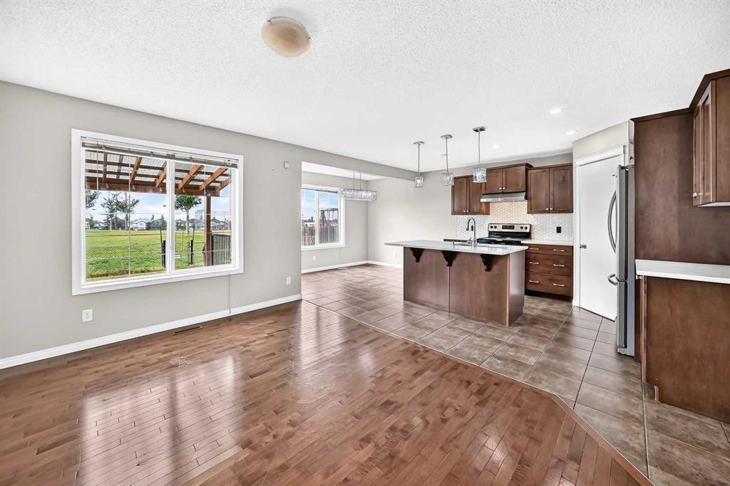195 Taralake Way, Calgary, AB - Indoor Photo Showing Kitchen