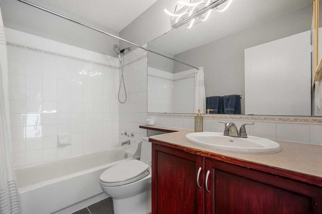 91 Hidden Crescent Nw, Calgary, AB