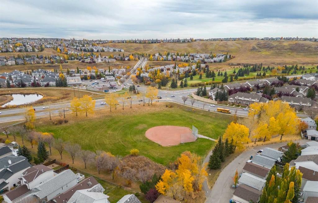 91 Hidden Crescent Nw, Calgary, AB