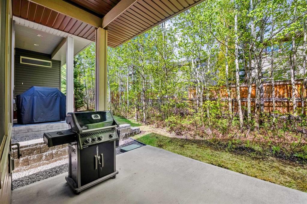 63 Cortina Villas Sw, Calgary, AB - Outdoor With Exterior