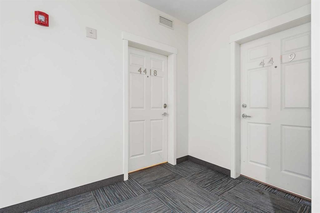 4418-99 Copperstone Park Se, Calgary, AB - Indoor Photo Showing Other Room
