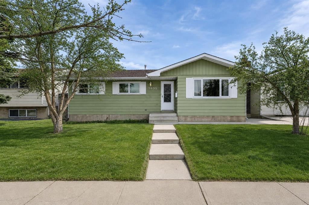 5835 28 Avenue Ne, Calgary, AB - Outdoor With Facade