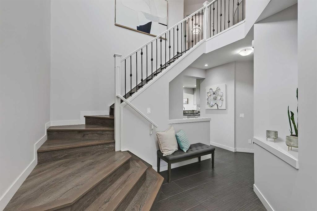 268 Rainbow Falls Way, Chestermere, AB - Indoor Photo Showing Other Room