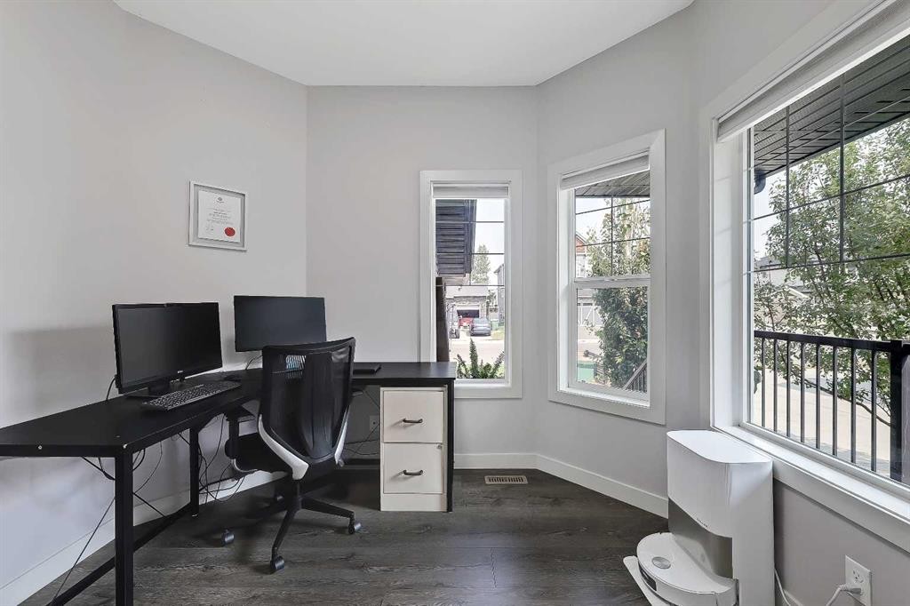 268 Rainbow Falls Way, Chestermere, AB - Indoor Photo Showing Office