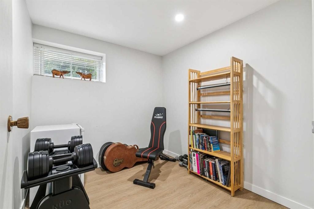 731 Archwood Road Se, Calgary, AB - Indoor