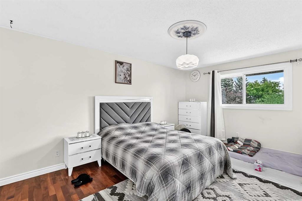 55 Pineland Close Ne, Calgary, AB