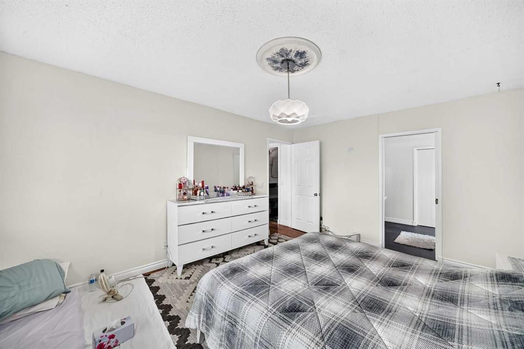 55 Pineland Close Ne, Calgary, AB