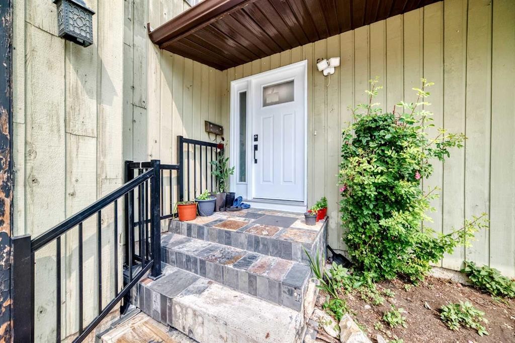 55 Pineland Close Ne, Calgary, AB