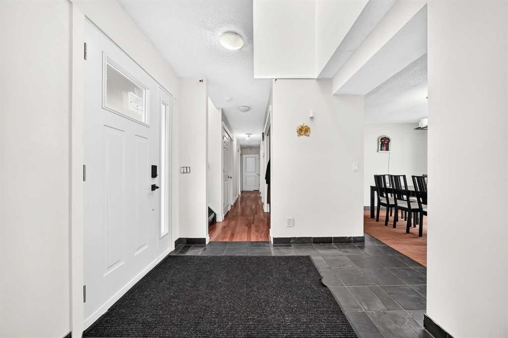 55 Pineland Close Ne, Calgary, AB