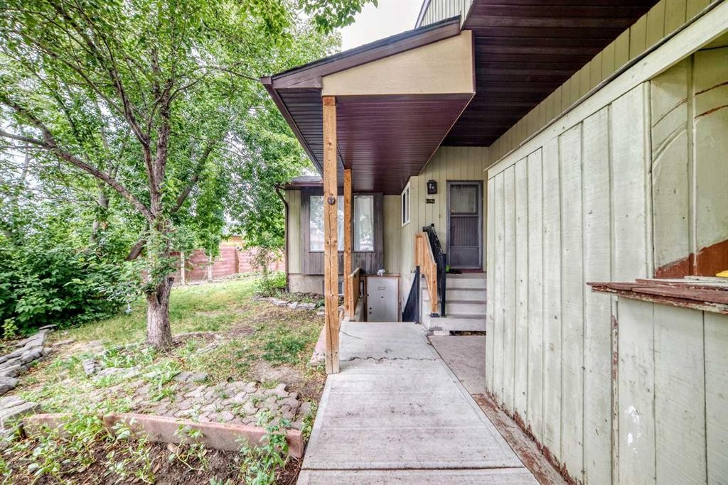 55 Pineland Close Ne, Calgary, AB