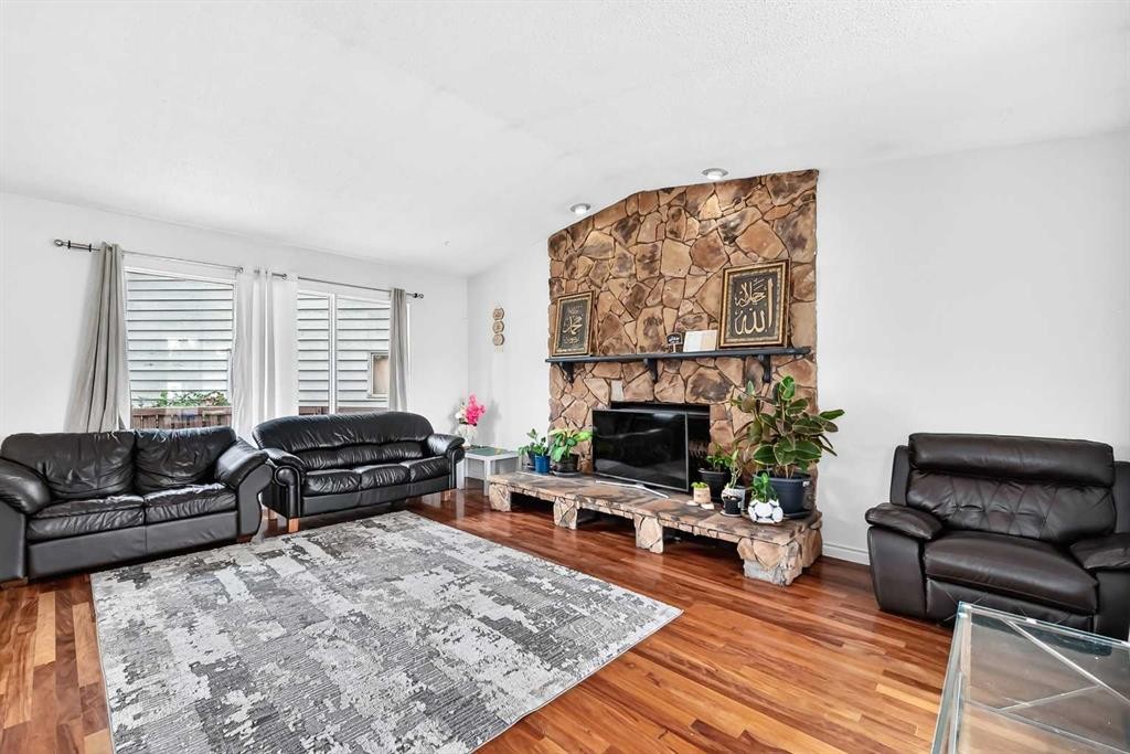 55 Pineland Close Ne, Calgary, AB