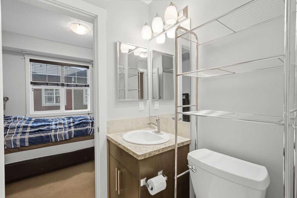 218 Cranford Walk Se, Calgary, AB - Indoor Photo Showing Bathroom