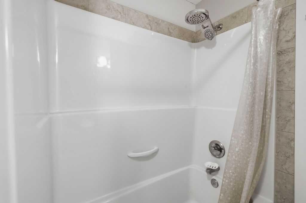 218 Cranford Walk Se, Calgary, AB - Indoor Photo Showing Bathroom