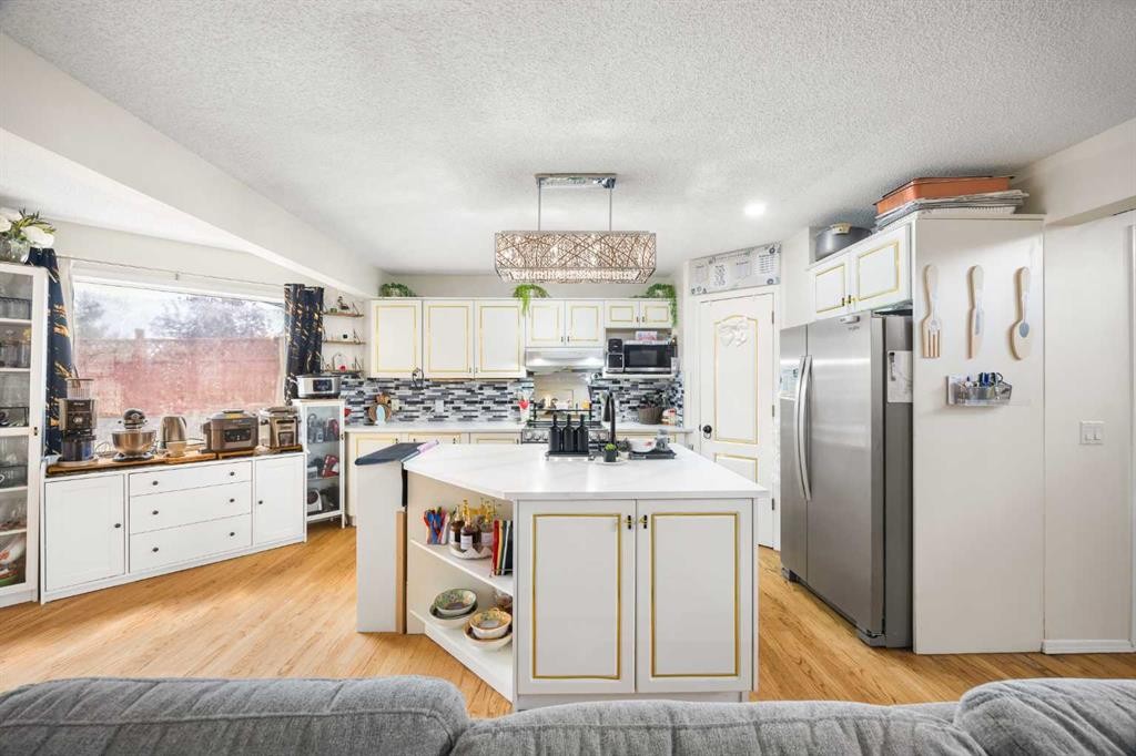 58 Citadel Crest Circle Nw, Calgary, AB - Indoor