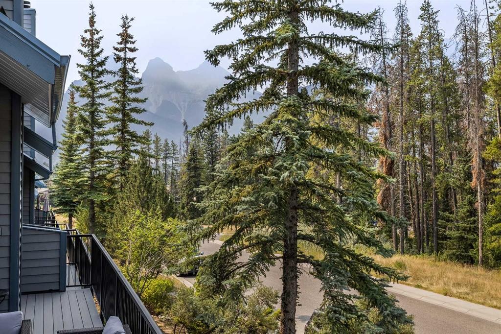 13-242 Benchlands Terrace, Canmore, AB - Outdoor