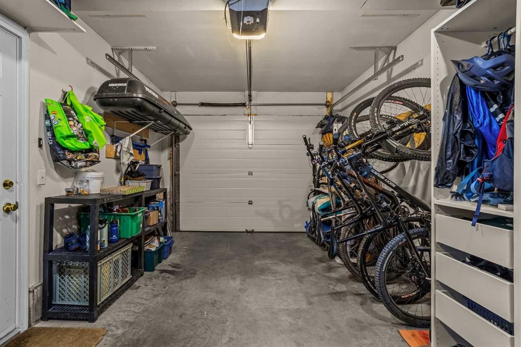 13-242 Benchlands Terrace, Canmore, AB - Indoor Photo Showing Garage