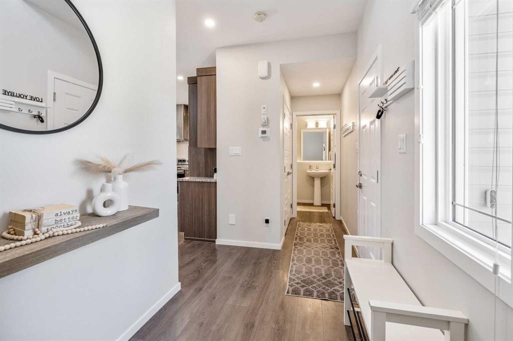 159 Pacific Landing West, Lethbridge, AB - Indoor