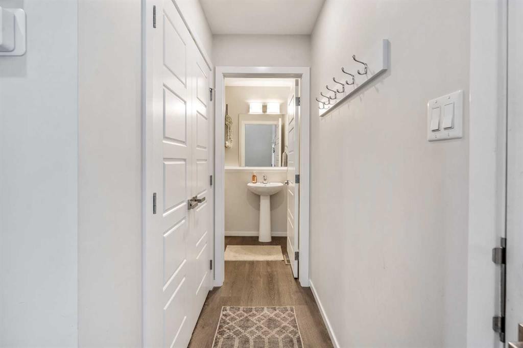 159 Pacific Landing West, Lethbridge, AB - Indoor Photo Showing Other Room